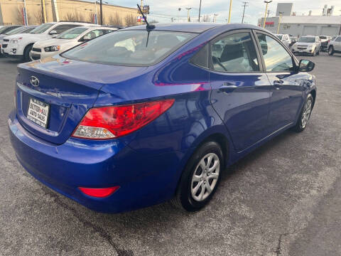 2012 Hyundai Accent GLS