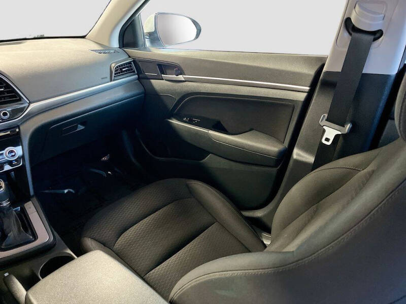 2020 Hyundai Elantra