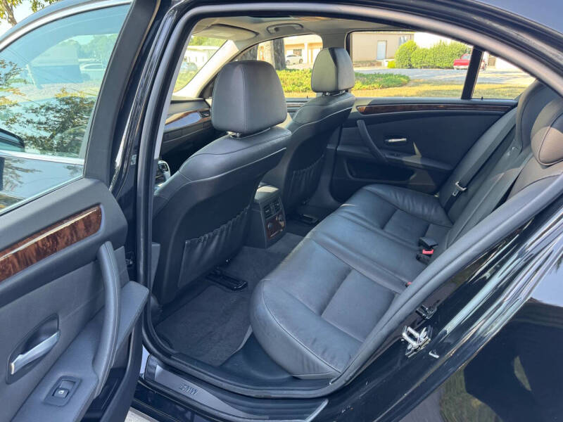 2008 BMW 5 Series 528i