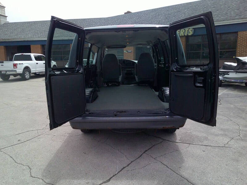 2006 Ford E-Series E-150