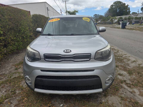 2019 Kia Soul +