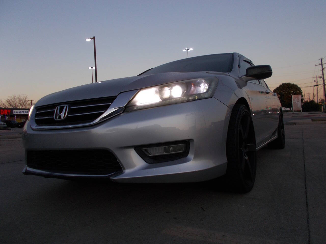 2013 Honda Accord for sale at Chachan Auto Sales in Dallas, TX