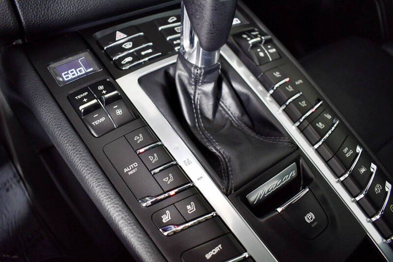 2017 Porsche Macan GTS