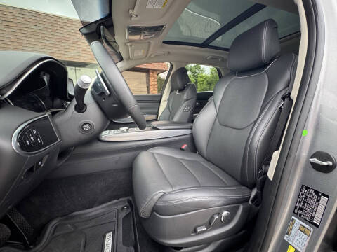 2022 Genesis GV70 2.5T Standard