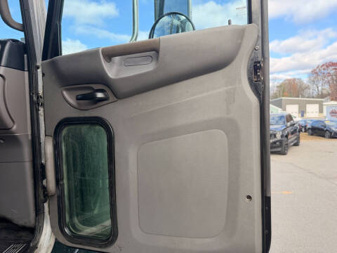 2013 Peterbilt Tri/A 367 8x4