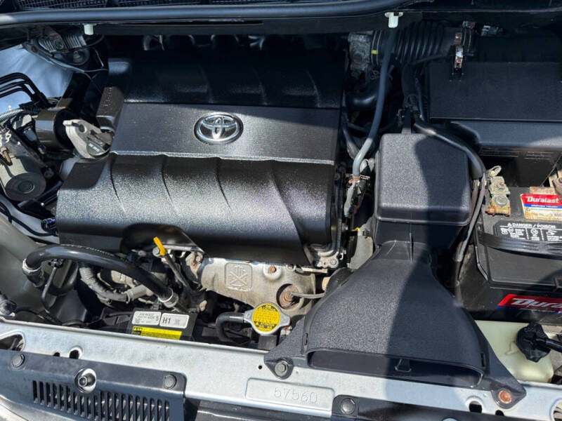 2011 Toyota Sienna
