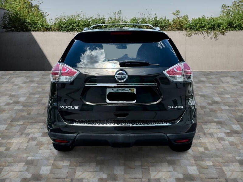 2015 Nissan Rogue