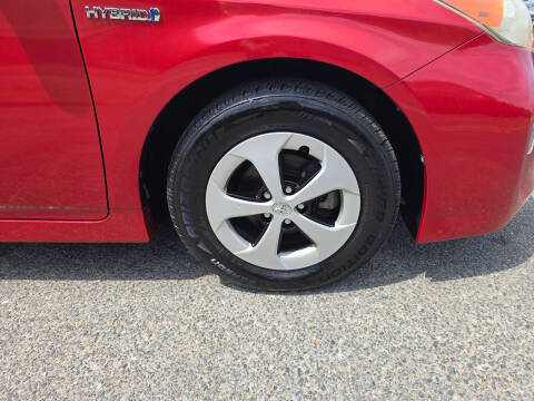 2012 Toyota Prius Two