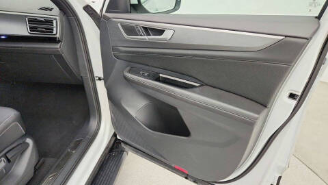 2024 Volkswagen Atlas Cross Sport SE