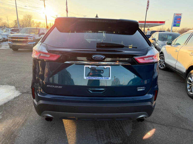 2020 Ford Edge