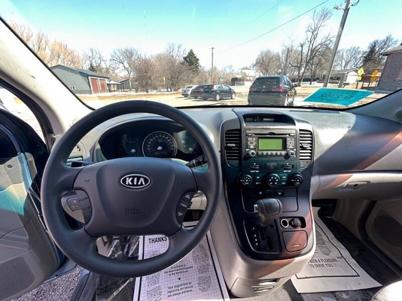 2010 Kia Sedona for sale at Top Tier Motors in Brandon, SD