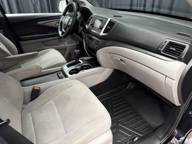 2017 Honda Pilot LX