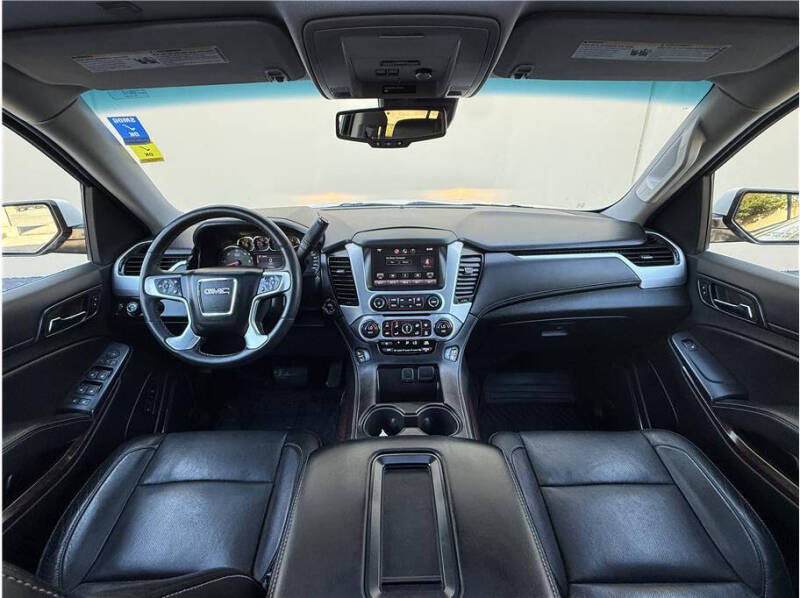 2015 GMC Yukon XL SLT