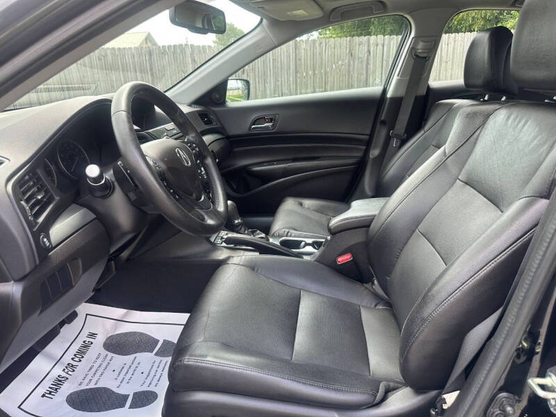 2017 Acura ILX w/Premium