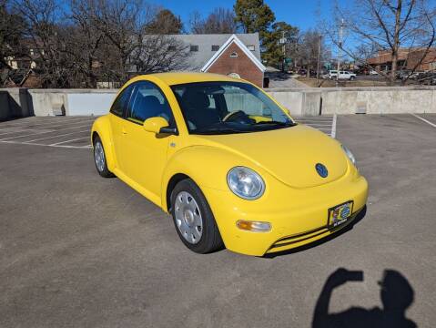 2002 Volkswagen New Beetle for sale at QC Motors in Fayetteville AR