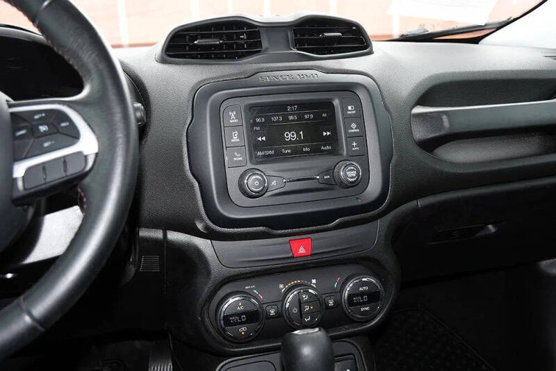 2017 Jeep Renegade Trailhawk