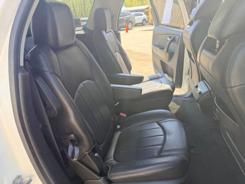 2011 GMC Acadia Denali