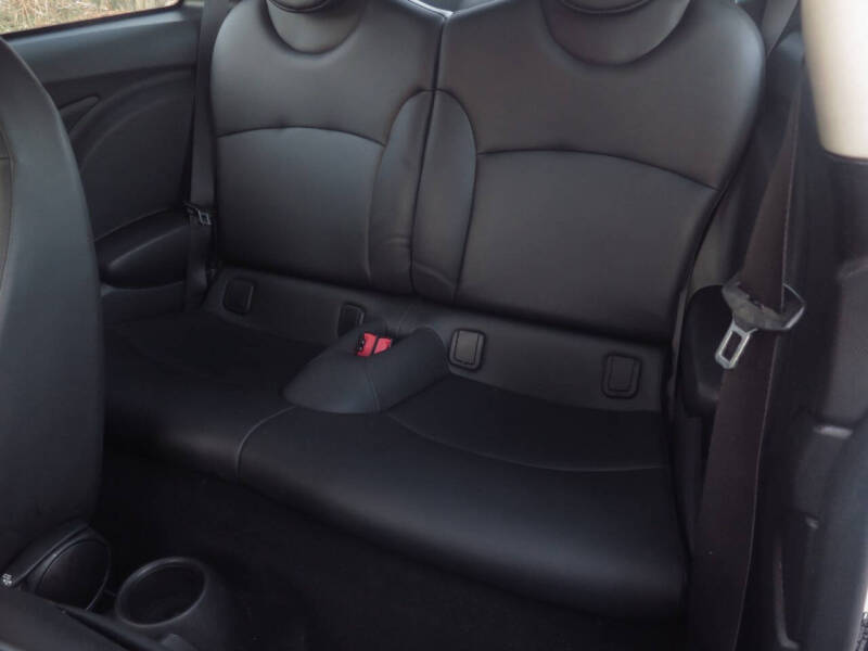 2012 MINI Cooper Hardtop