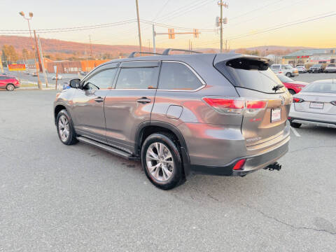 2015 Toyota Highlander LE Plus