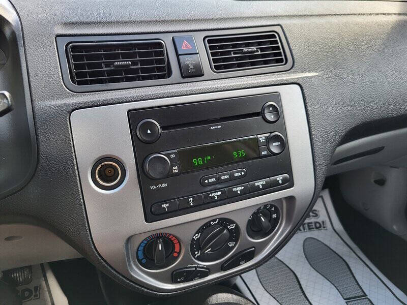 2006 Ford Focus ZX3 SES