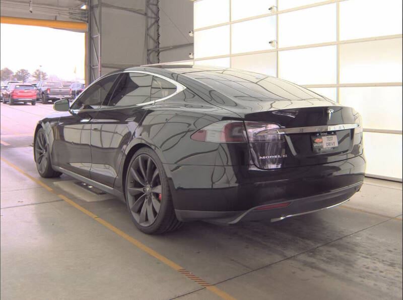 2015 Tesla Model S P85D