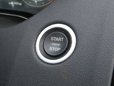 2022 Jaguar E-PACE P250 SE