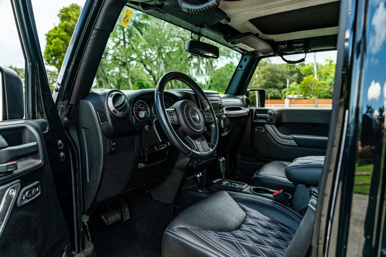 2015 JEEP Wrangler SUV / Crossover - $25,999