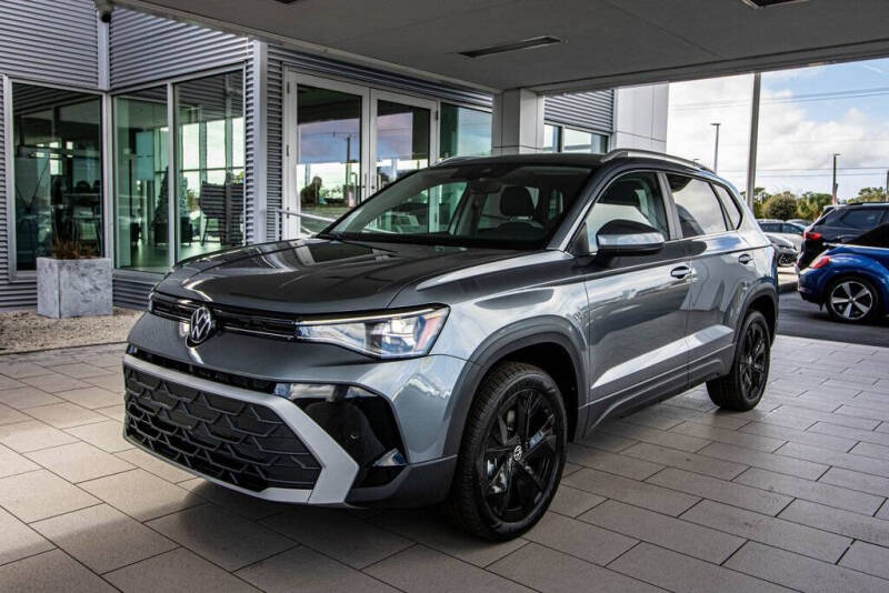 2026 Volkswagen Taos SE