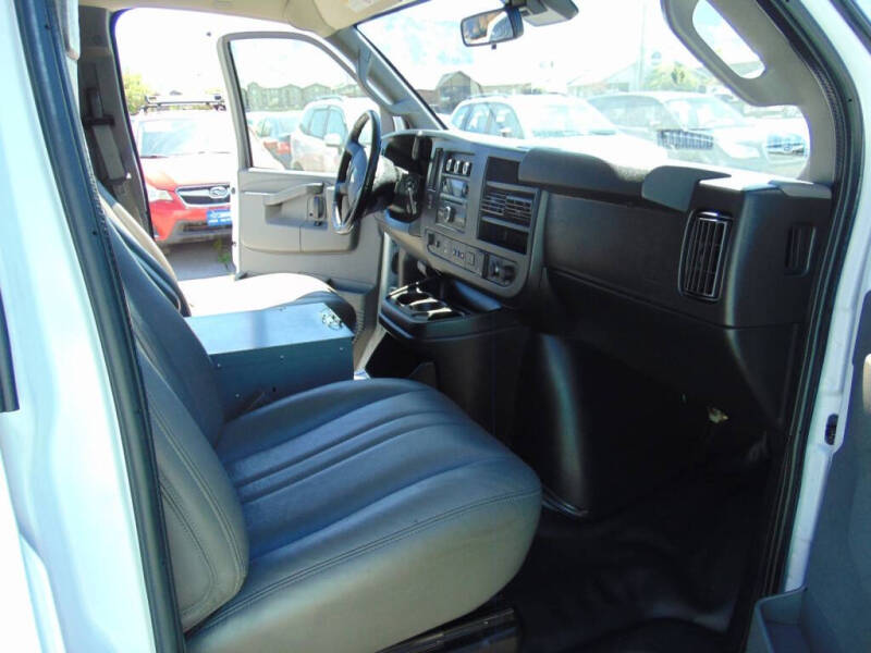 2020 Chevrolet Express 3500