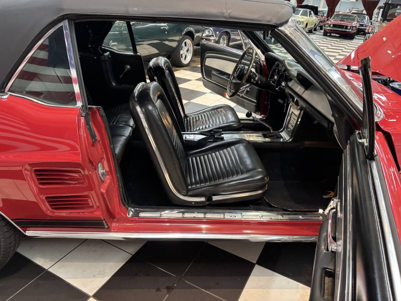1967 Ford Mustang 29