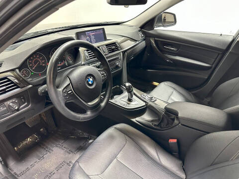 2012 BMW 3 Series 328i