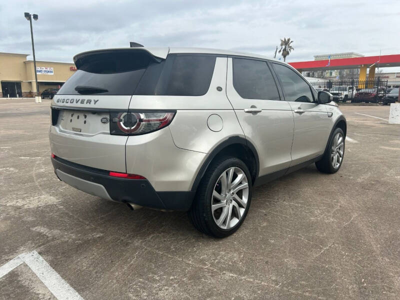 2017 Land Rover Discovery Sport HSE photo 13