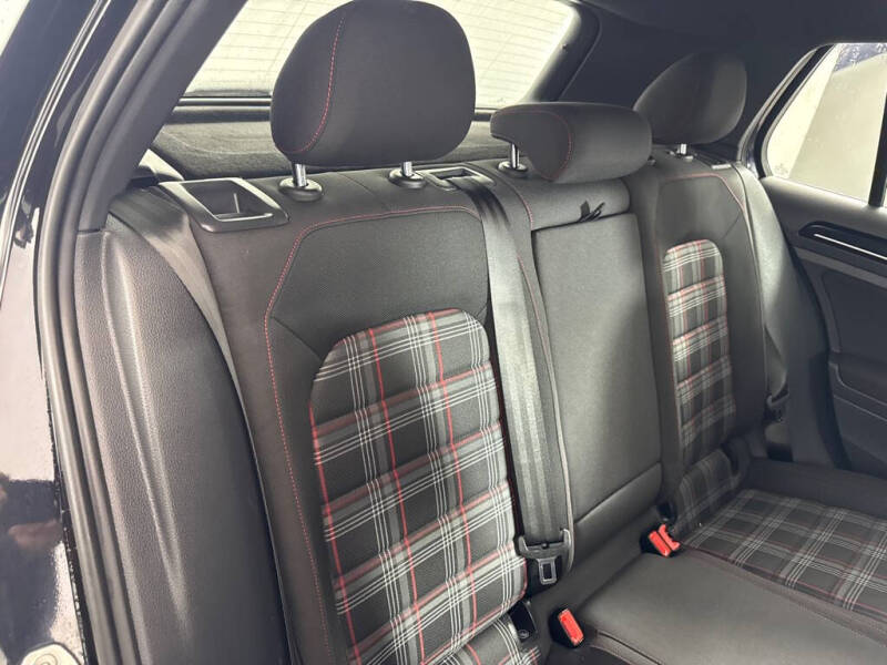 2016 Volkswagen Golf GTI