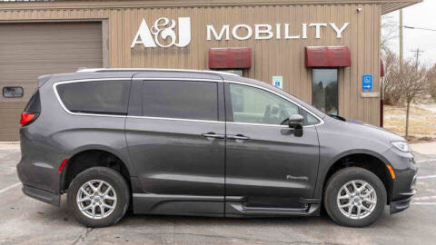 2021 Chrysler Pacifica Touring L