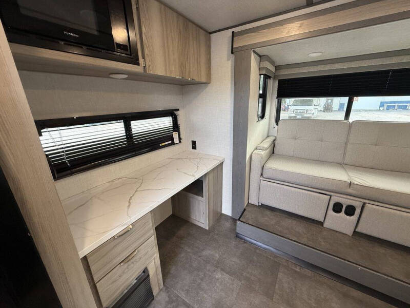 2025 Forest River Salem FSX 163RDSK