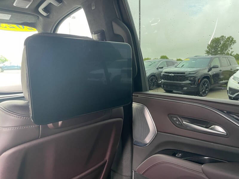 2023 Cadillac Escalade Sport Platinum