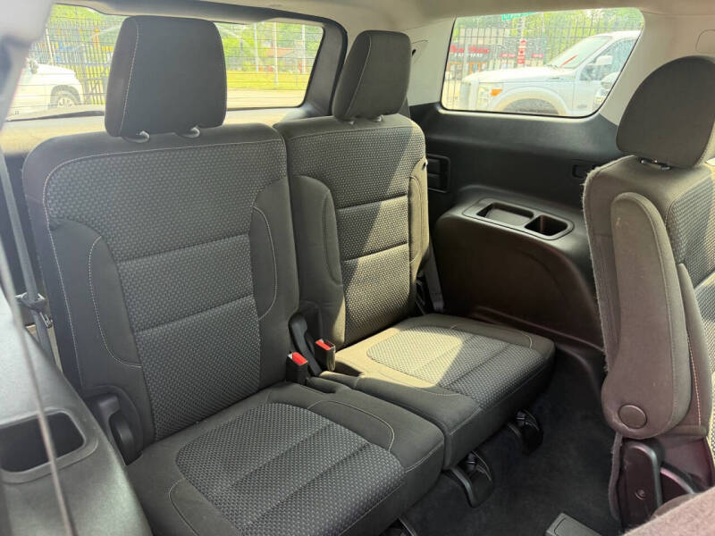 2022 GMC Acadia SLE