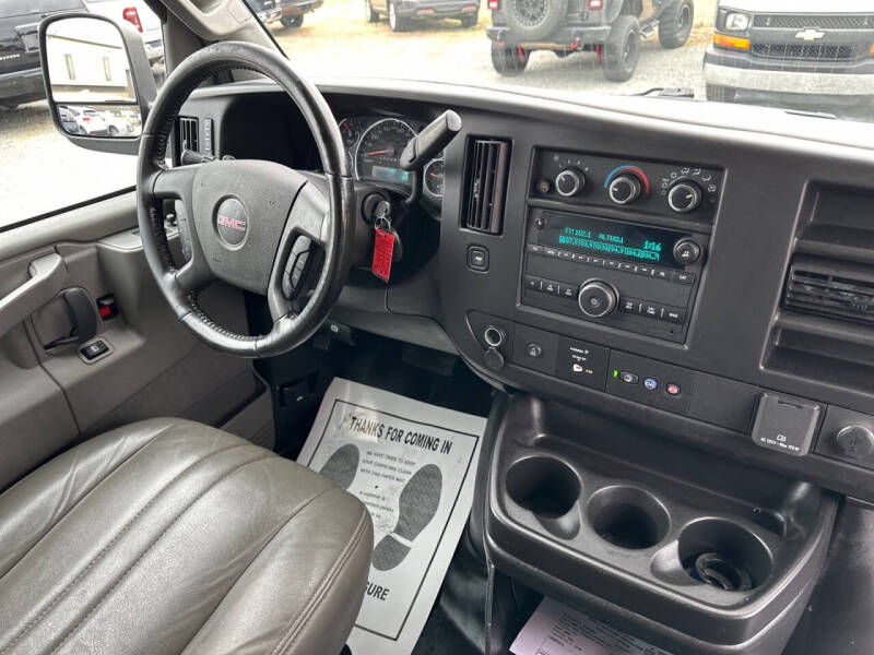 2023 GMC Savana 2500