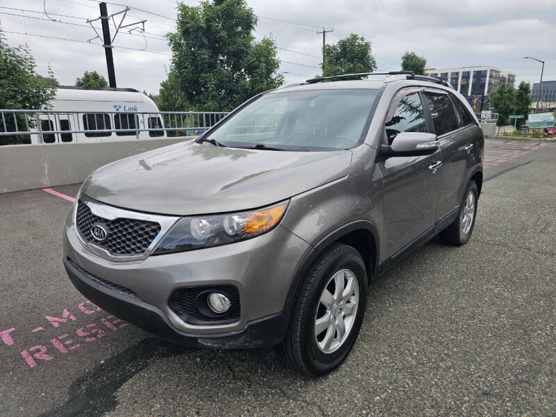 2011 Kia Sorento LX's photo