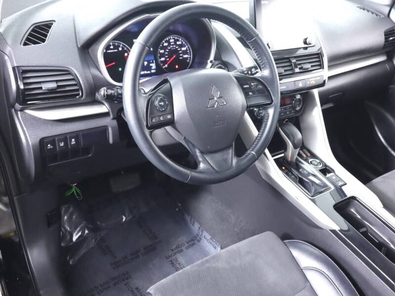 2022 Mitsubishi Eclipse Cross SE