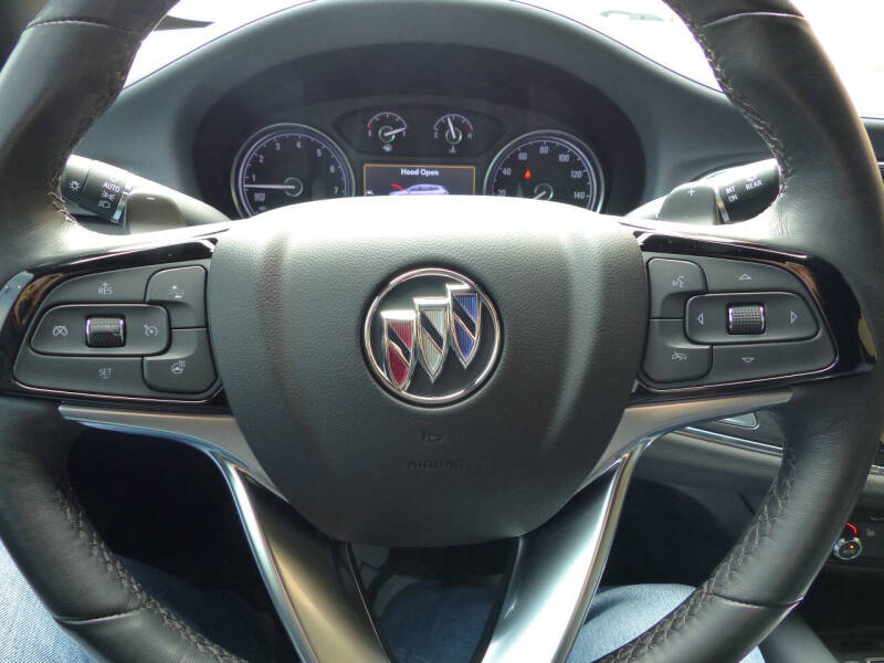 2023 Buick Enclave Essence