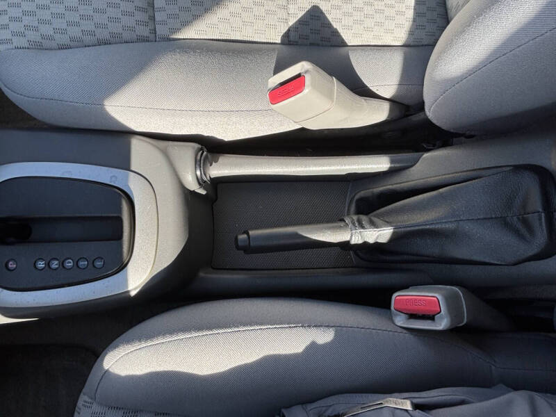 2007 Saturn Ion 2