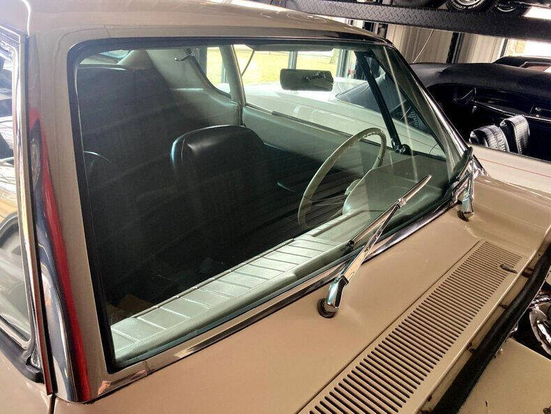 1963 Studebaker Avanti