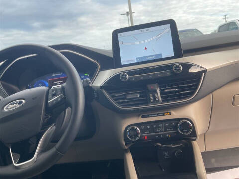 2021 Ford Escape Hybrid SEL