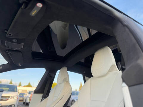 2017 Tesla Model S