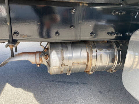 2022 Freightliner M2 106