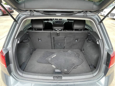 2020 Volkswagen Golf TSI