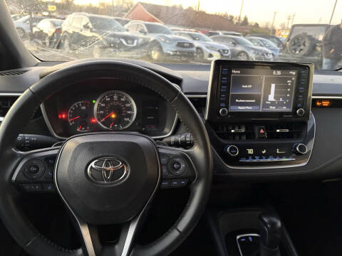 2022 Toyota Corolla Hatchback SE Nightshade Edition