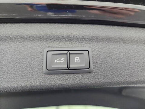 2024 Audi Q3 quattro S line Premium 45 TFSI