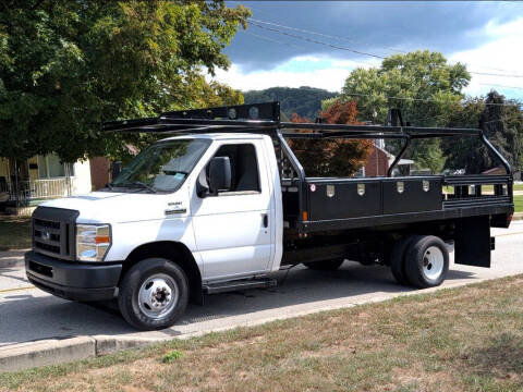 2019 Ford E-Series E-450 SD